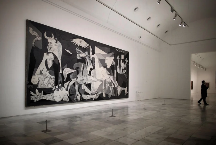 El histórico cuadro “Guernica” volvió al centro del debate tras el pedido del Gobierno vasco para trasladarlo a Bilbao. El rechazo del Museo Reina Sofía y del Ejecutivo español reactivó una tensión que combina memoria histórica, identidad y preservación del patrimonio.